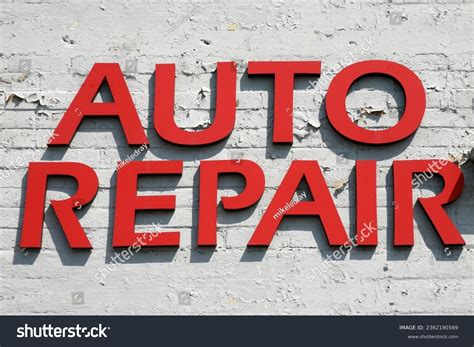 Repair Shop Sign 的图像结果