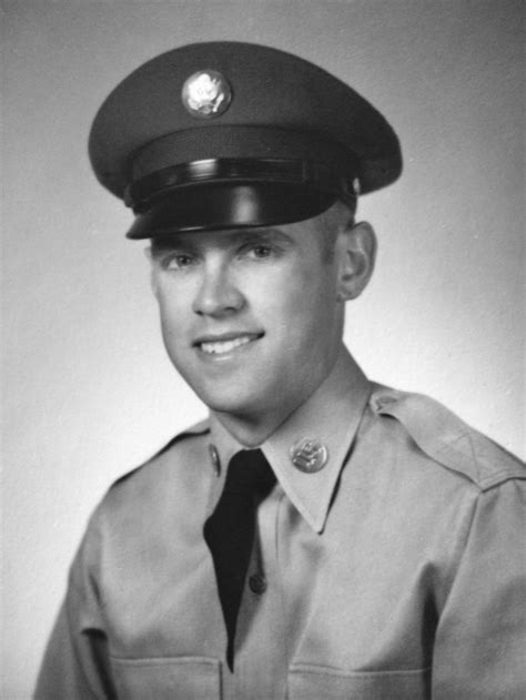 Robert Glynn "Swede" Protheroe | Obituaries | emporiagazette.com