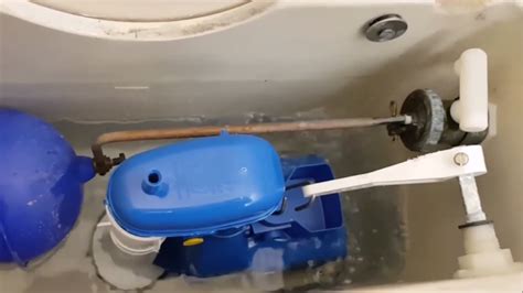 马桶排水阀漏水怎么修-百度经验