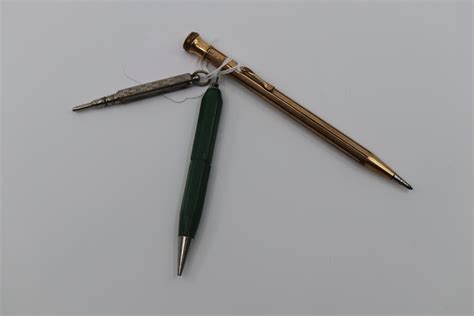 Lot - 3 VINTAGE PROPELLING PENCILS, VERSHARP