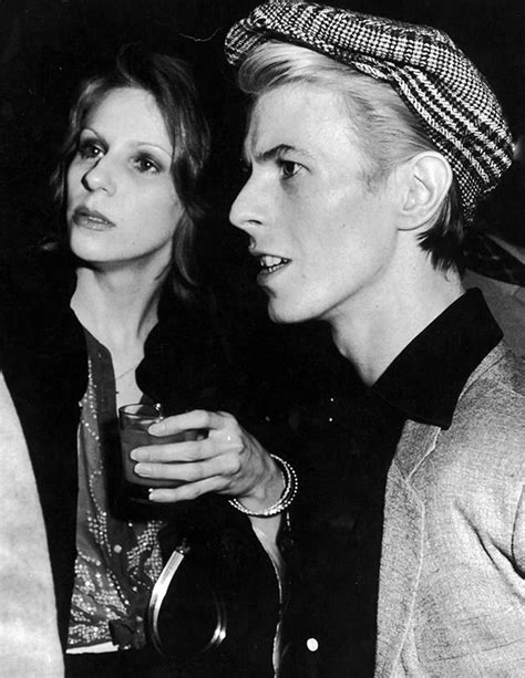 Flashback: The Life of David Bowie (Videos) | Celebrities