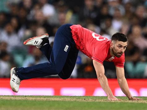 Mark Wood, the team's most successful bowler in the World Cup, injured ...