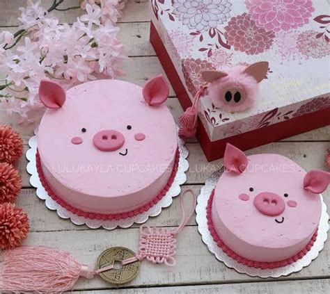 Peppa Pig Theme Cake – Cross Friend