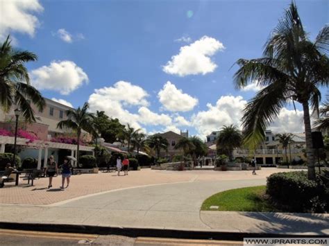 Pompey Square (Nassau, Bahamas) - Best Photos And Videos.