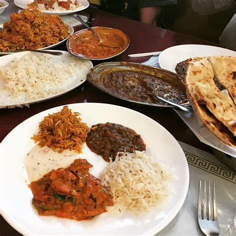 Read Our Review of Curry N More in Sevierville, TN