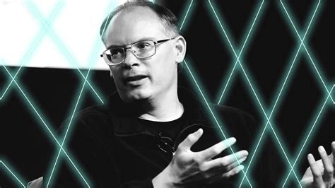 Il CEO di Epic Games si schiera contro l'etichetta sull'uso dell'AI su Steam: "Non ha senso"