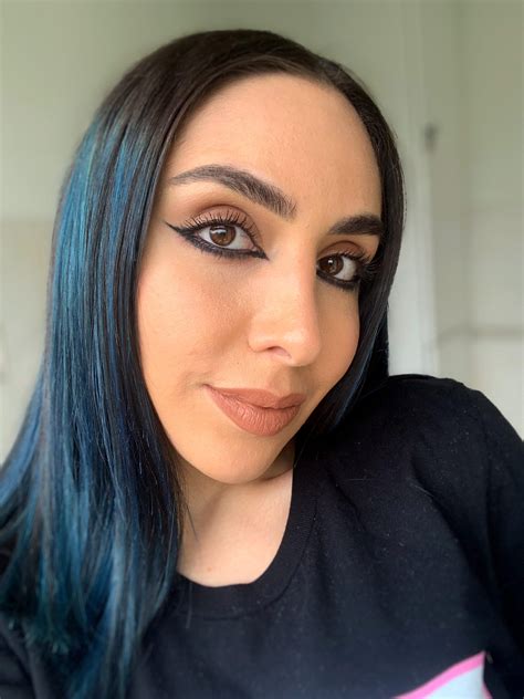 Cat Eye Makeup Tutorial 的图像结果