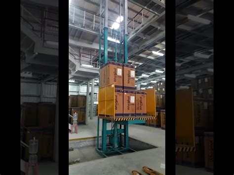 Mechanical Goods Lift - MERRIT BATTERY OPERATED SCISSOR LIFT ...