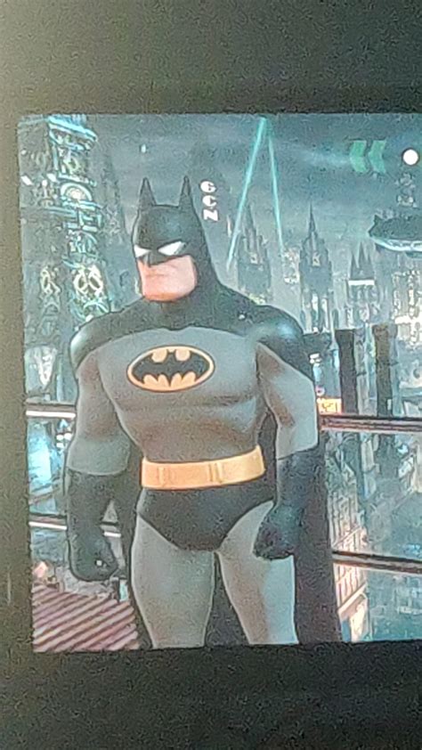 Why does man look stretchy? Is he stupoid? Should he go to the Alsume? : r/BatmanArkham