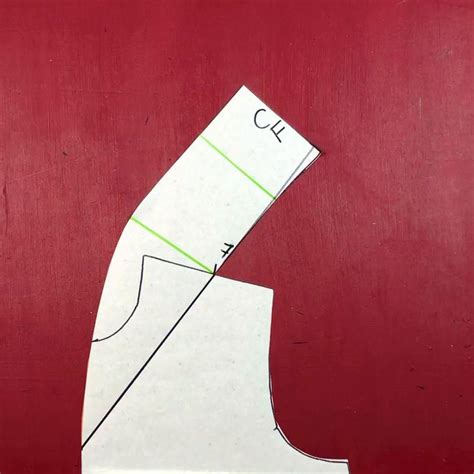 Rezultat imagine pentru Collar Pattern Making