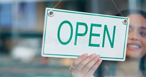 Small Business Open Sign 的图像结果