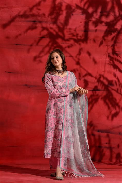 Light Pink Cotton Suit Set – DIMPLE DESIGN STUDIO