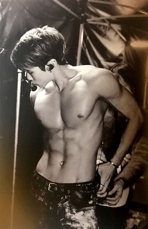Shinee Onew Abs