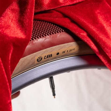 【ULTRADYNAMICO】CAVA RACE TIRE (RED) | Humhumhug Online Shop