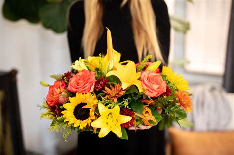 Thanksgiving Flowers & Arrangements Delivery | 1800Flowers ...
