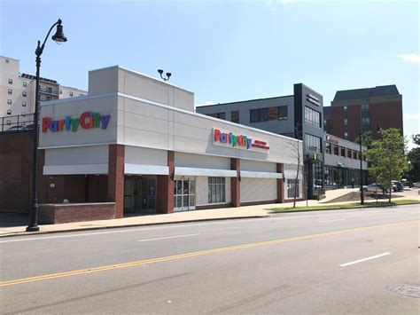 Quincy, MA - 16,412 SF Available for Lease