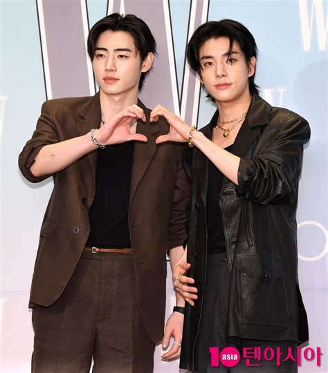 ENHYPEN's Sunghoon and Jake Shine at W Korea's 20th Annual Breast ...