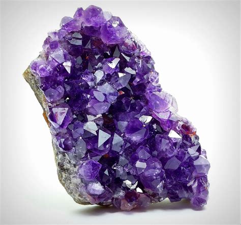 A Complete Guide to Amethysts (Jamunia) – Precious Earth