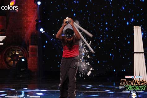 India's Got Talent: Akshay Kumar Performs Stunt - Photos,Images,Gallery ...