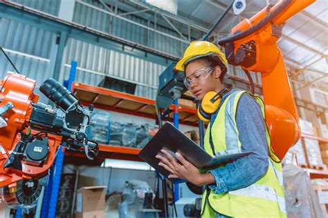 10 Essential Skills for Modern Manufacturing Jobs - Journeyman HQ