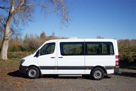 12 Passenger Vans for Rent 的图像结果