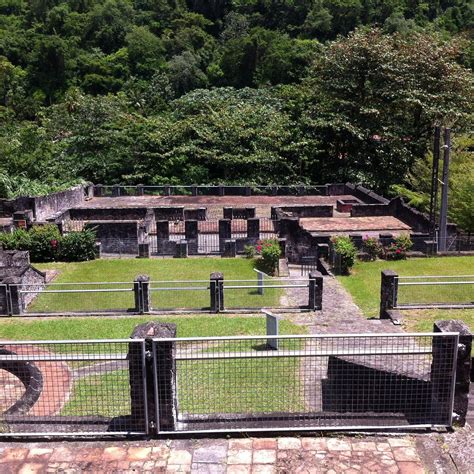 Bureau du Génie et des Ponts et Chaussées, Saint-Pierre - Tripadvisor