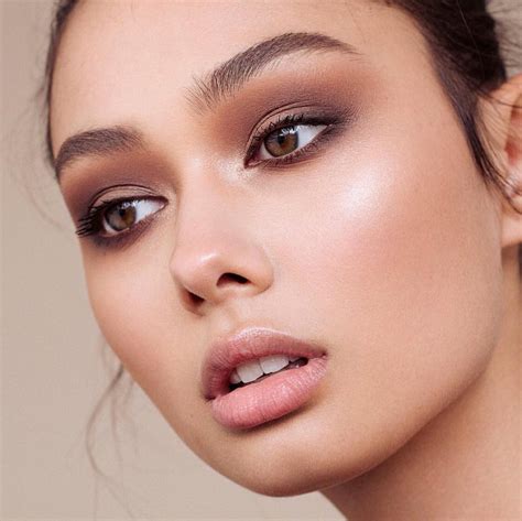 smokey eye makeup kit
