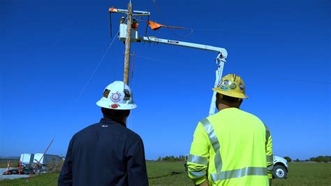 Just Like the Real Thing: Training the Next Generation of Lineworkers ...