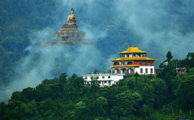 10 Best Places to Visit in NorthEast