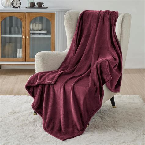 Amazon.com: Bedsure GentleSoft Fleece Throw Blanket Burgundy Red ...