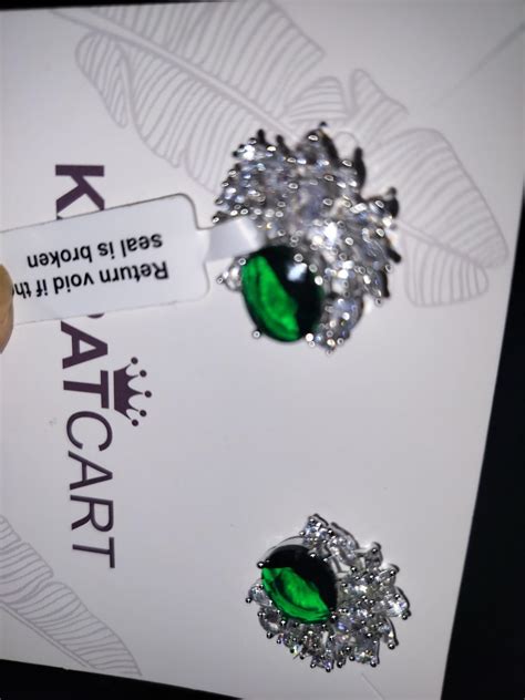 Karatcart Women Green American Diamond Stud Earrings : Amazon.in: Fashion