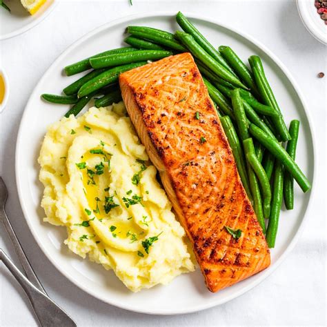 Salmon, Mashed Potato, Green Beans | Healthy Fresh Meals