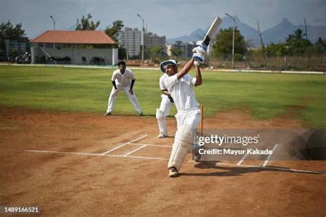 Playing Cricket 的图像结果