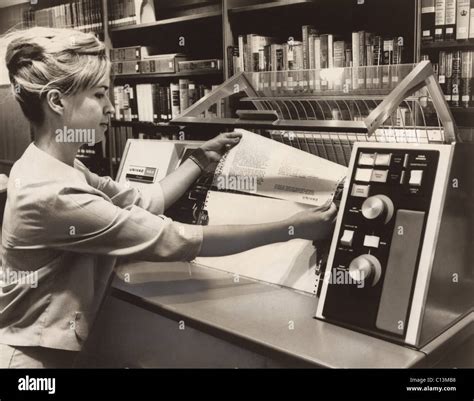 Technology 1960s hi-res stock photography and images - Alamy