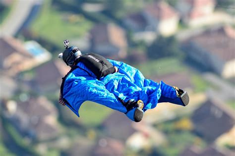 Wingsuit Flying Wallpapers - Top Free Wingsuit Flying Backgrounds - WallpaperAccess