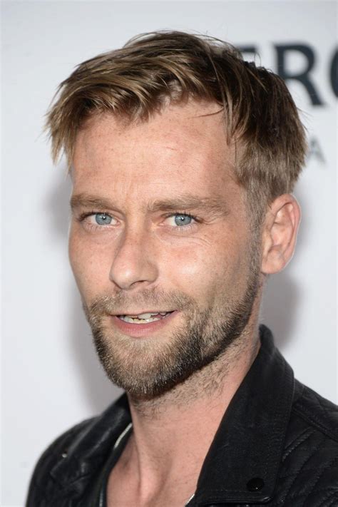 Full credits of "Love Happens " - FilmAffinity