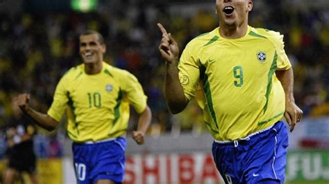 Ronaldo Nazario vs Turkey WORLD CUP 2002