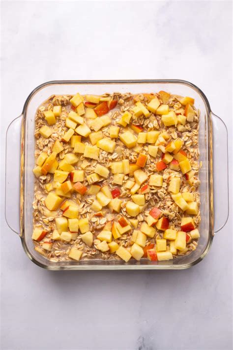 Apple Baked Oatmeal - Nora Cooks