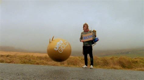 UKTV Gold break bumper: Spacehopper/Hitchhiker (2007) - Rewind