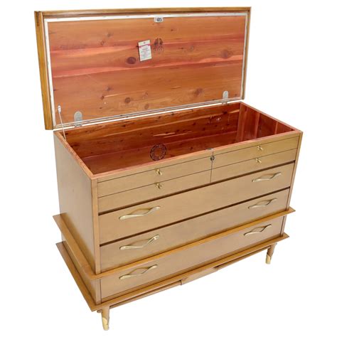 Lane Cedar Chest Measurements at Anthony Bohnsack blog