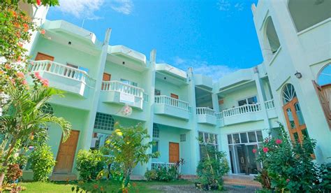 SHOREBREAK BORACAY RESORT - Lodge Reviews, Photos, Rate Comparison ...