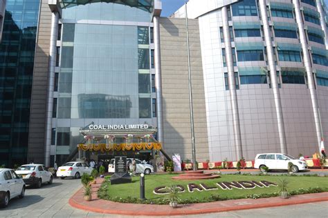 Coal India aims to deploy 681 EVs at mines, subsidiary headquarters by FY26 | Company News ...