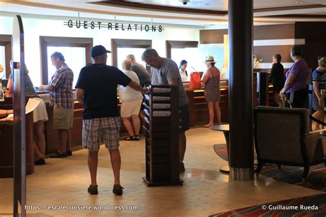 Celebrity Equinox - Guest relation - Bureau information | Escale croisière