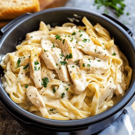 Easy Instant Pot Chicken Alfredo Recipe Tonight - Delectable Recipe