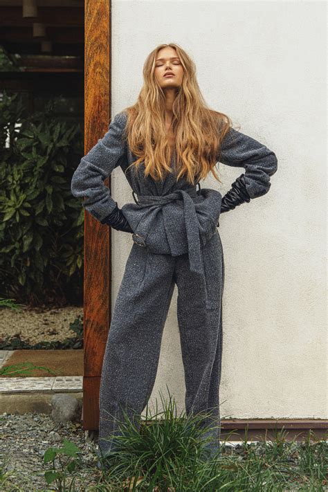 Striped Elastic Mid Waist Trousers Blue | NA-KD