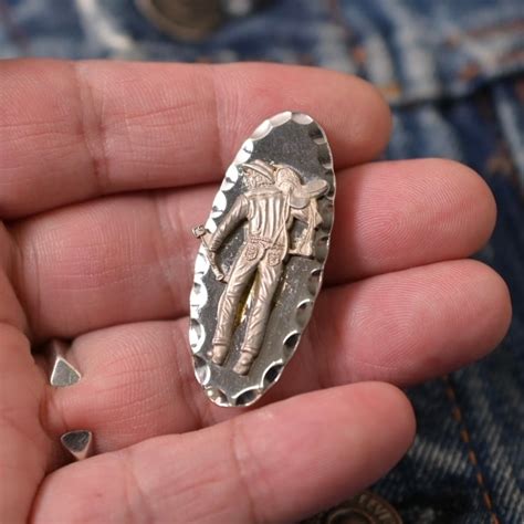 50's Vintage Levi's Saddleman Employee Pin #3 | Button Works Store ボタンワークス