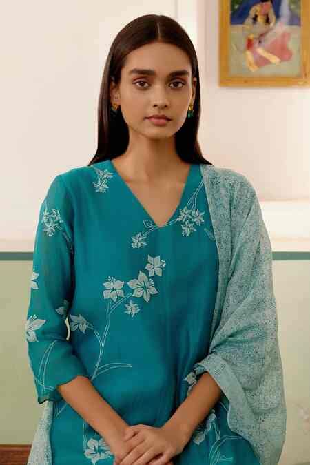 Buy Blue Muslin, Cotton Embroidery V-neck Floral Kurta Pant Set For ...