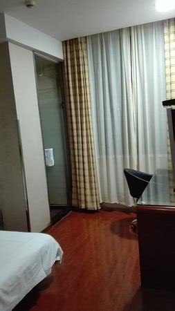 HI INN HANGZHOU XIHU BAOCHU - Specialty Hotel Reviews, Photos, Rate ...