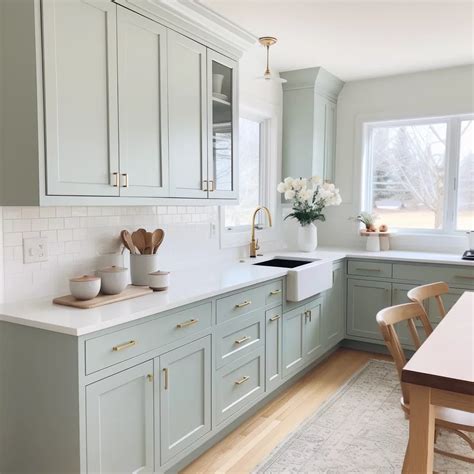 Sherwin Williams Sea Salt: a complete color review | Diy kitchen ...
