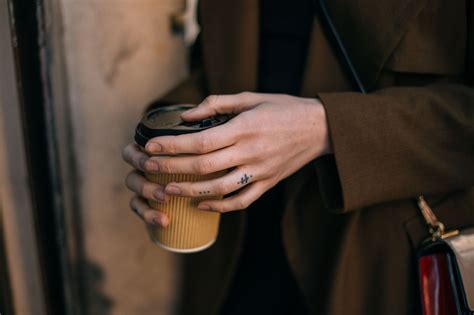 Why drinking hot drinks from paper cups is very dangerous for your health